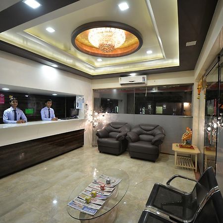 Hotel Radhe Krishna Solapur Exteriör bild